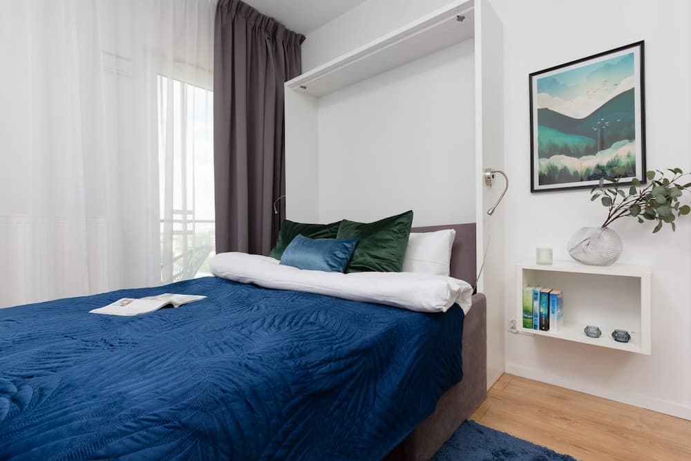 Apartment Varsovia Kasprzaka by Renters