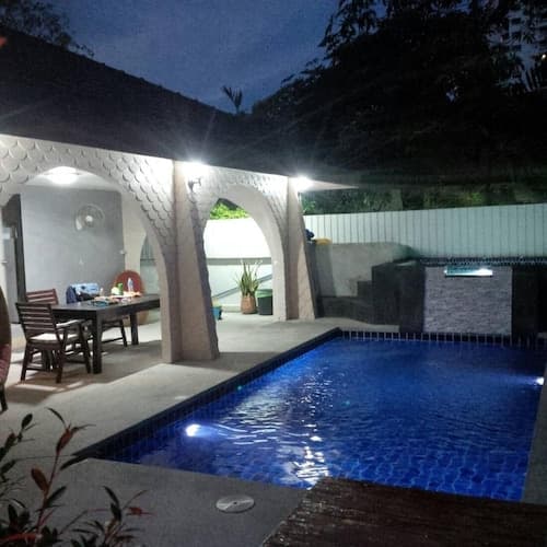 Villa Rosa With Private Pool and Jacuzzi