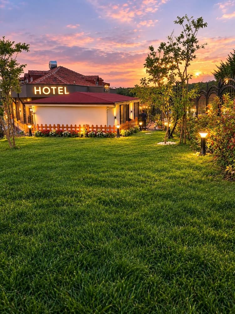 New Green Airport Hotel