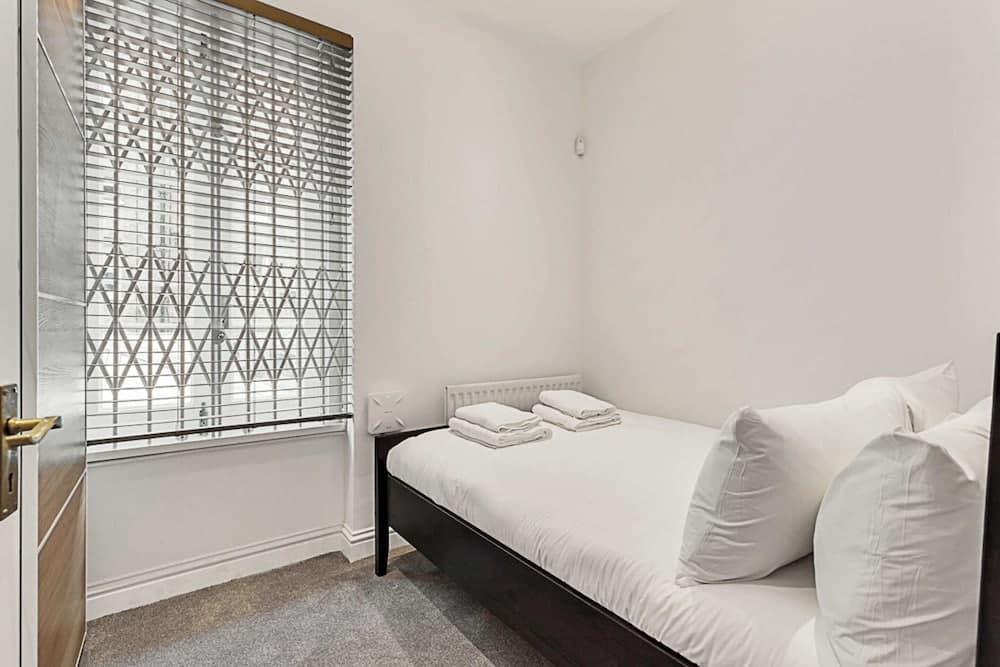 A One-bedroom Apartment Situated In Central London