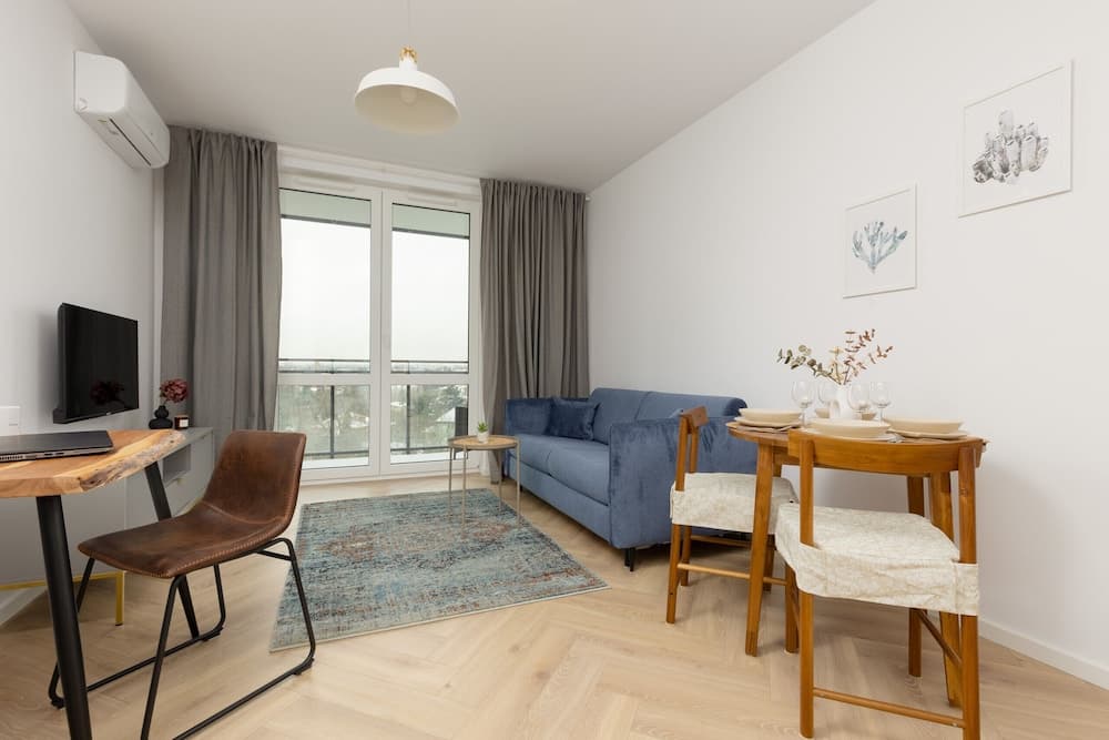 Modern Apartment With Balcony by Renters