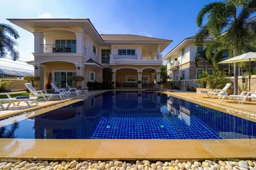 Luxurious 5-Bed Private Pool Villa - PV5