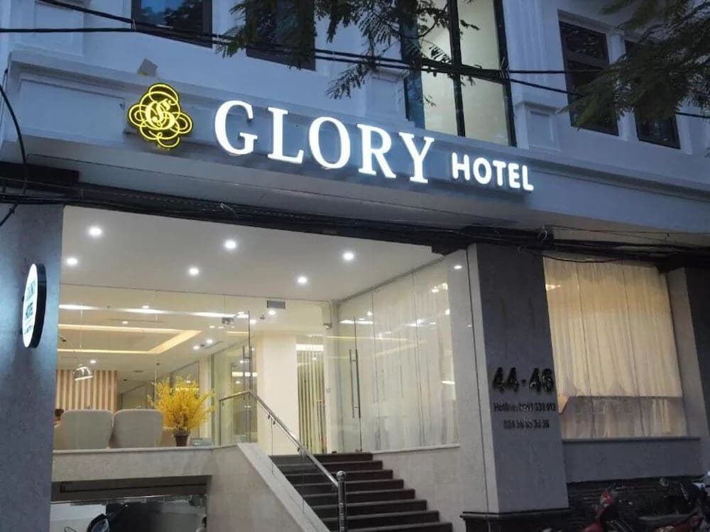 VVS Glory Hotel - Bay Luxury