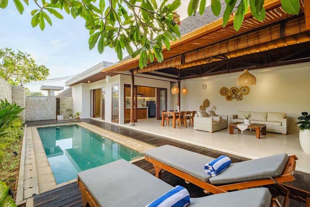 Azure Luxury Villa Near Beach Pecatu