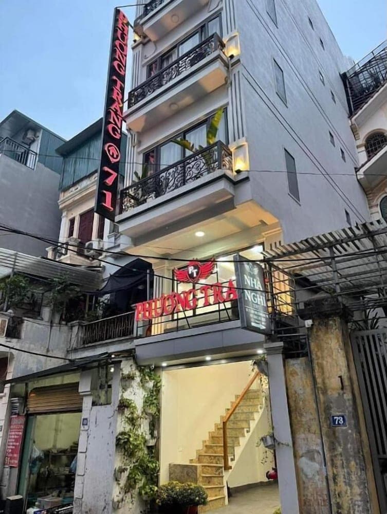 Phuong Trang Hotel by Bay Luxury