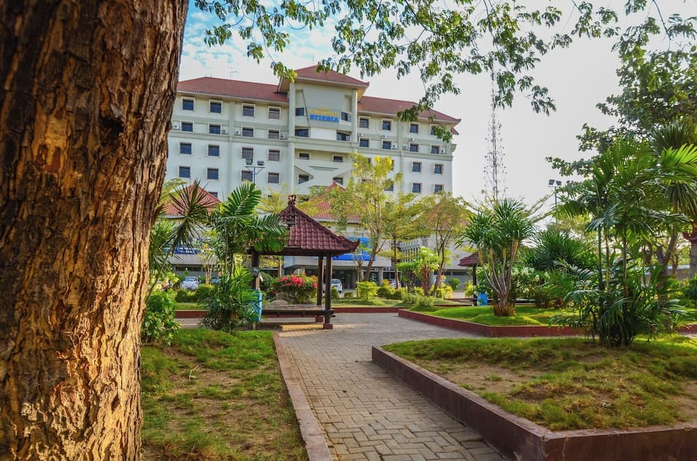 Graha Widya Bhakti at STIESIA Surabaya