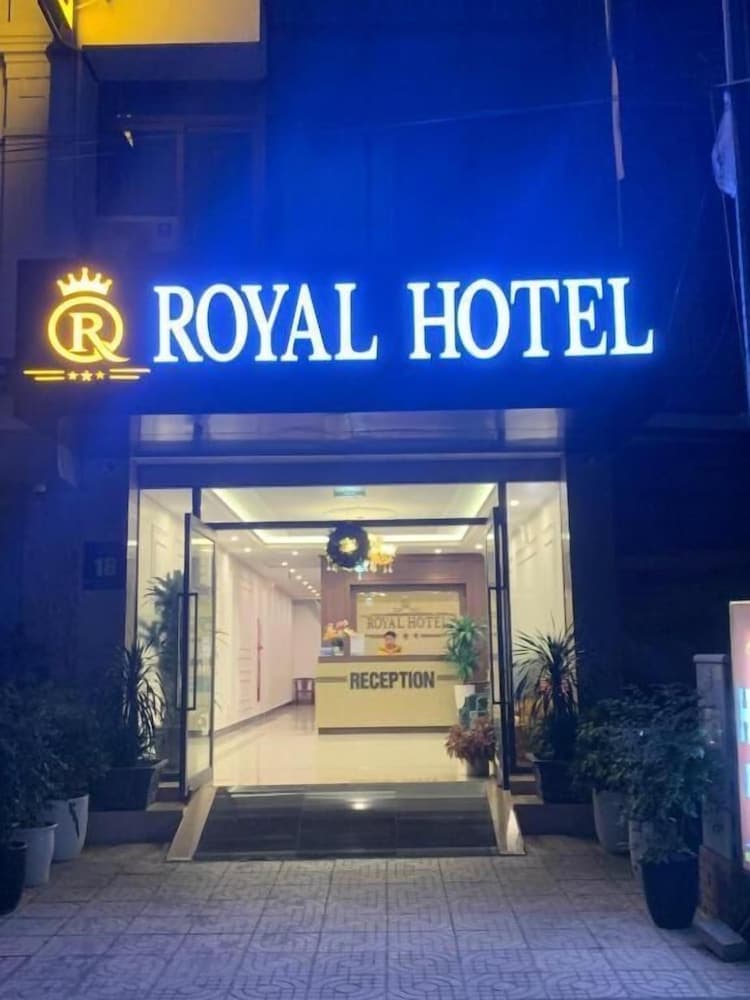 Royal Hotel Van Khe by Bay Luxury