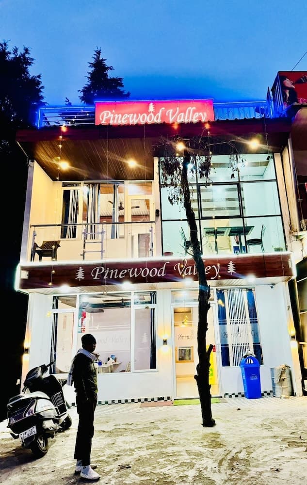 Konaklama yerinin ön cephesi