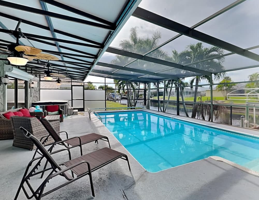 Manatee Manor - Cape Coral