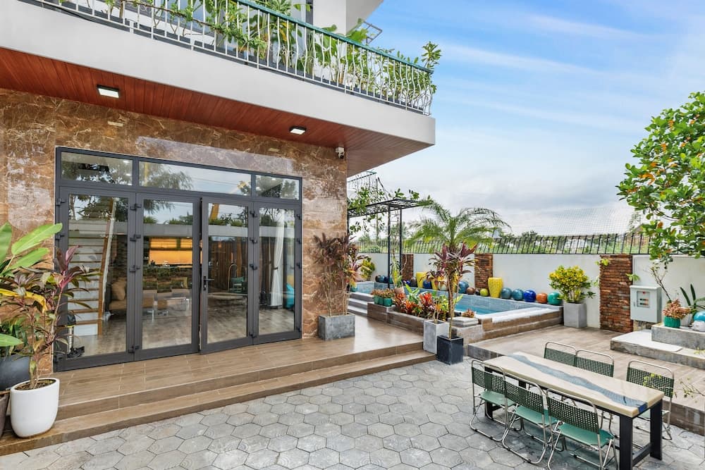 Sol Villa 4BR near Han River