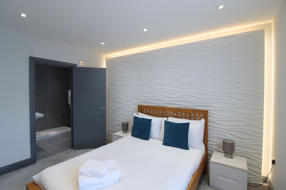 Ealing Broadway by Viridian Apartments