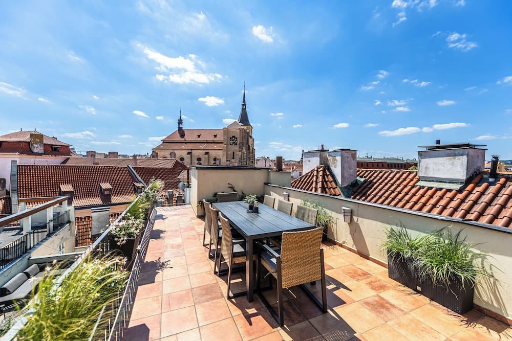 Charles Apartments in Old Town Prague