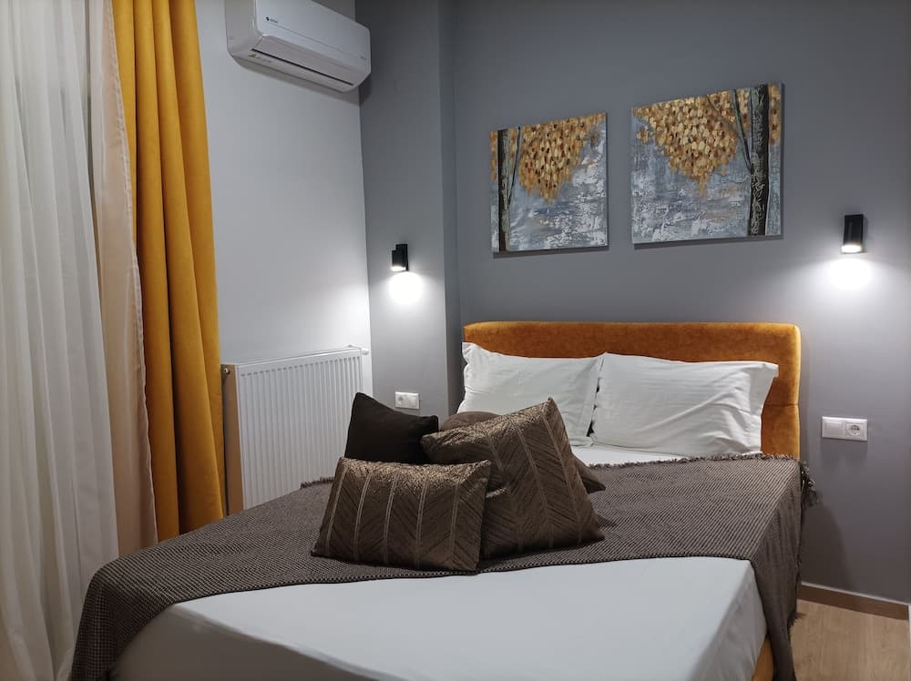 Atelier Deluxe Apt Must