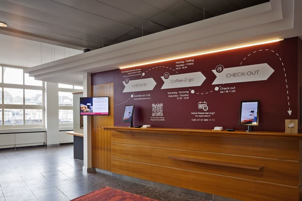 Giriş/çıkış büfesi