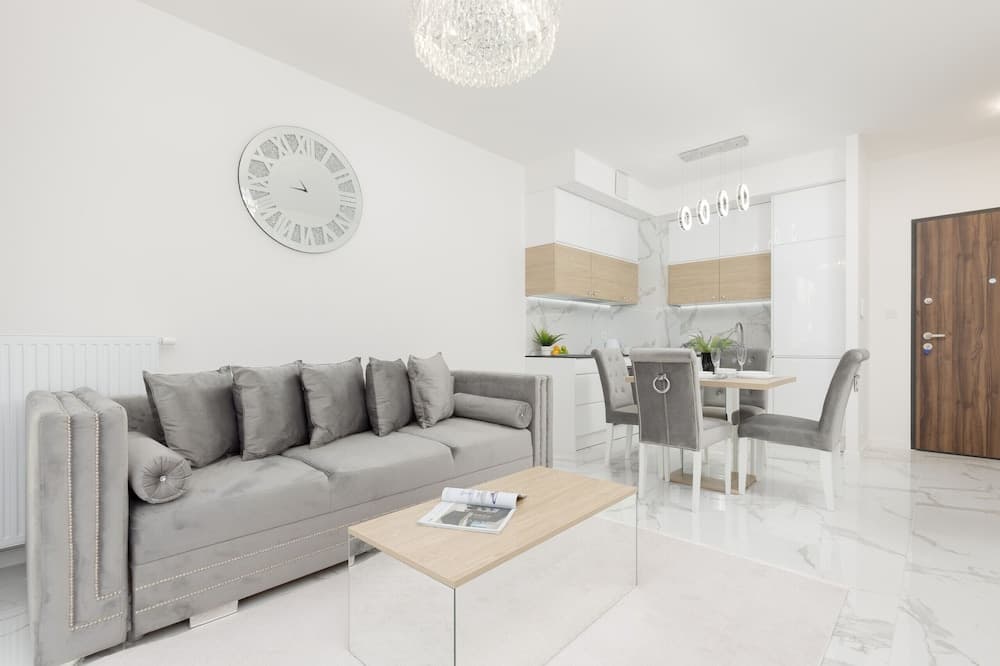 Wilanów Balcony & Parking by Renters