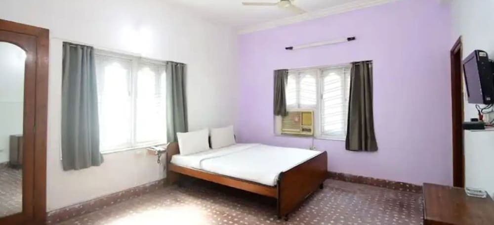 Goroomgo Hotel Wow Kolkata