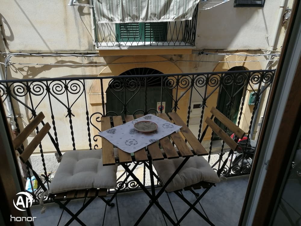 Casa Dei Normanni COSTANZA