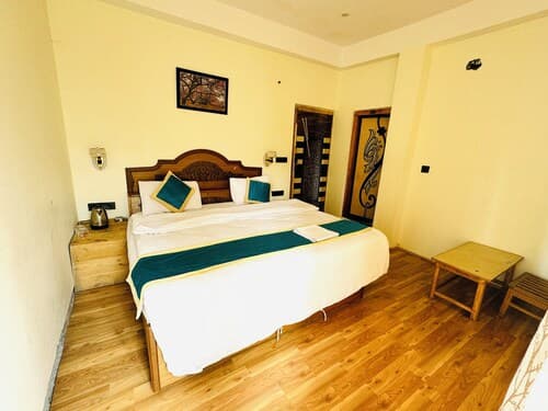 Hotel Khayul