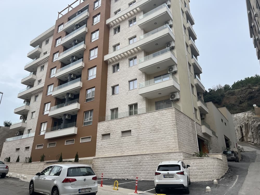 Konaklama yerinin ön cephesi