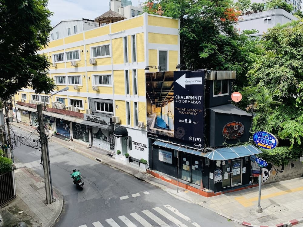 Thonglor Suites Hotel