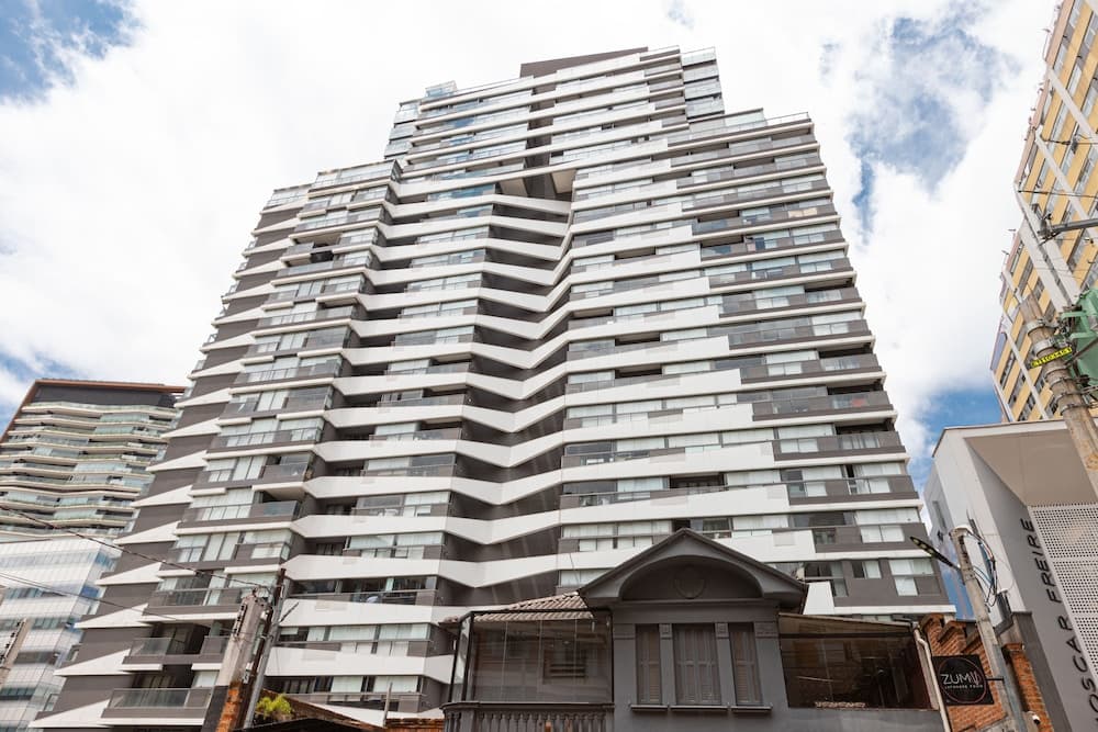 VNO - Oscar Freire Studios on Subway