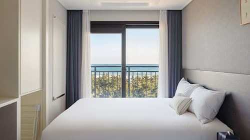 Urbanstay Sokcho Beach AB