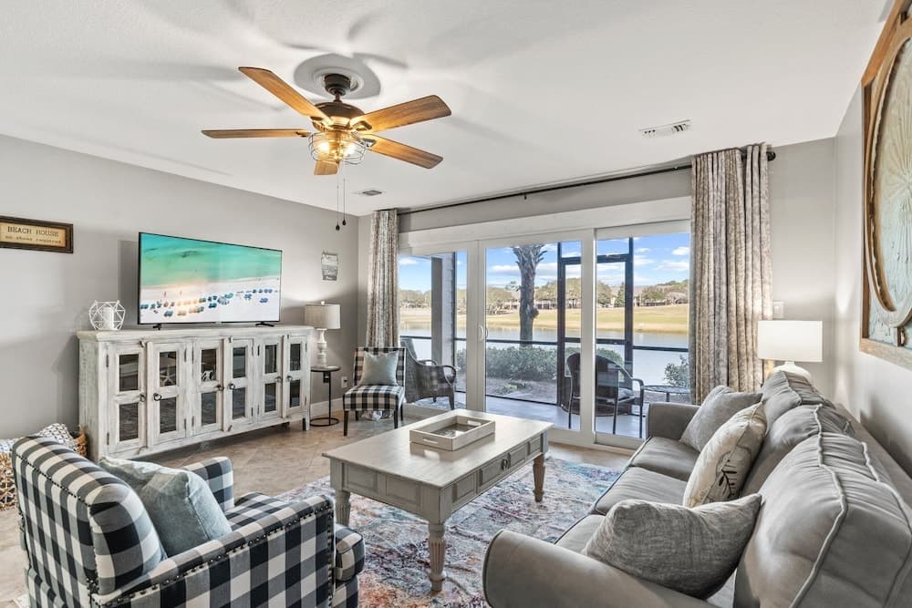 Chick and Dudes Beach Escape 2 Bedroom Condo by RedAwning