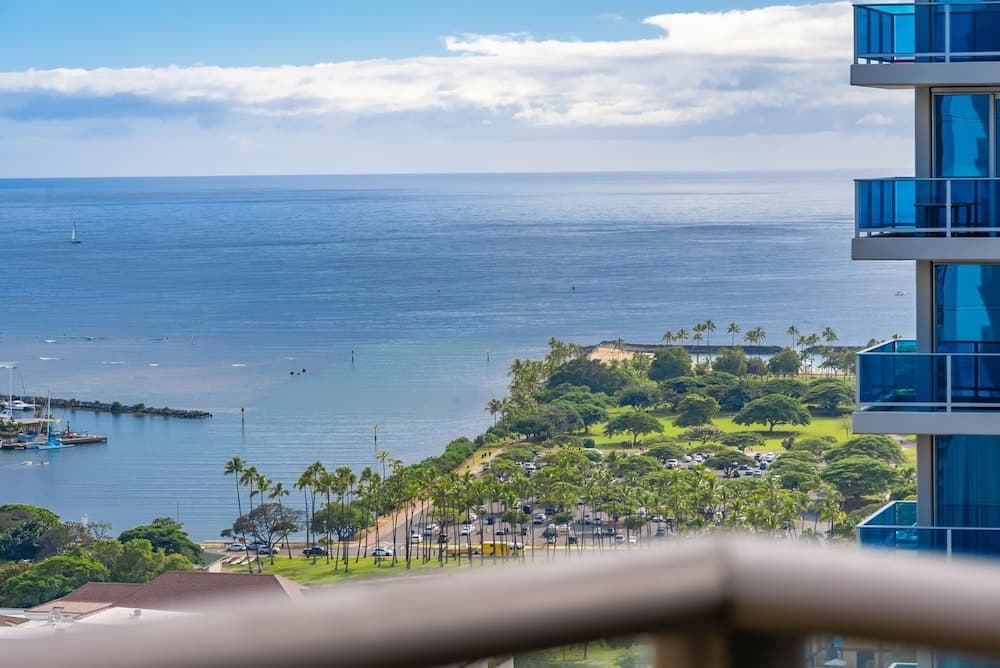 Sky Ala Moana 3001 2 Bedroom Condo by RedAwning
