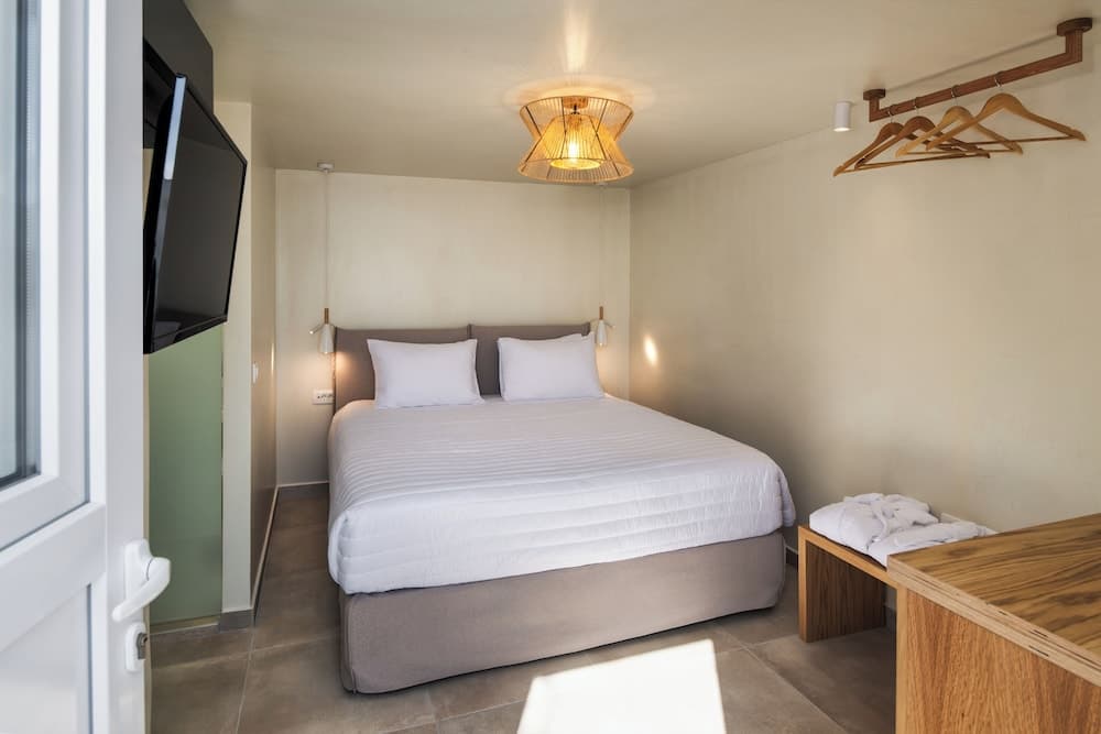 Hillside Elegance Suites