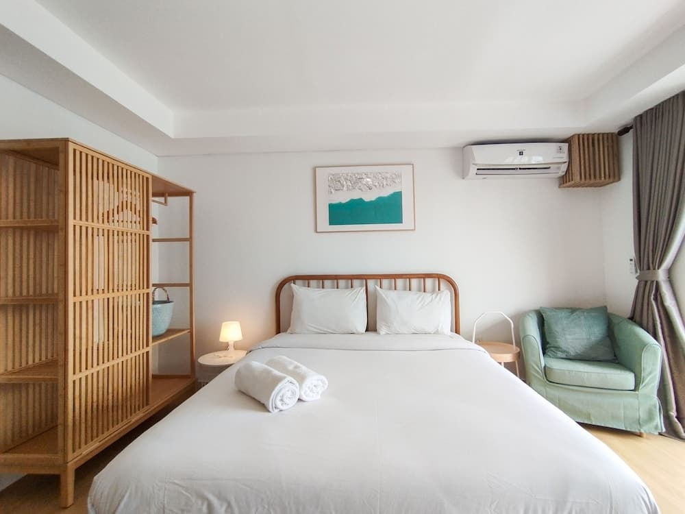 Metropolitan Studio Room Apartment Tamansari Tera Residence
