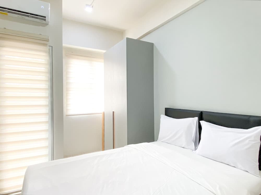 Homey And Well Design Studio Transpark Juanda Bekasi Timur Apartment