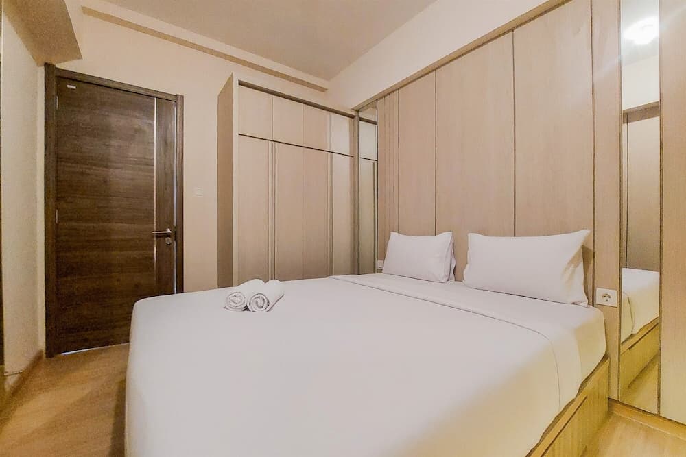 Spacious And Homey 2Br At Sky House Bsd Apartment