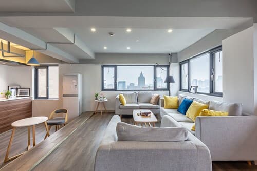 YOOTEL HOSTEL