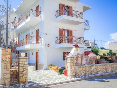 Apartments Eytyxia