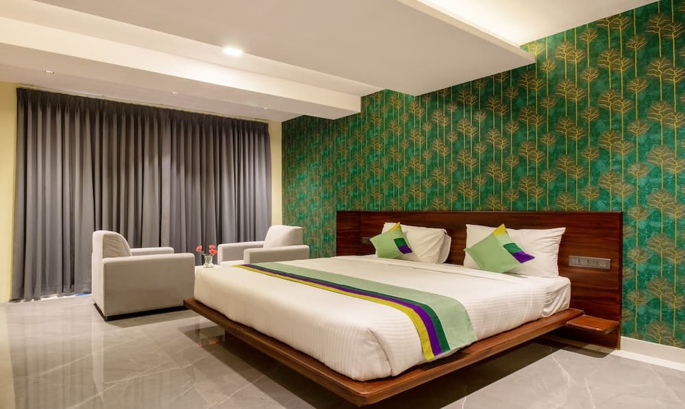 Treebo Jaguar Comforts, 3 Kms From Mahatma Gandhi Park