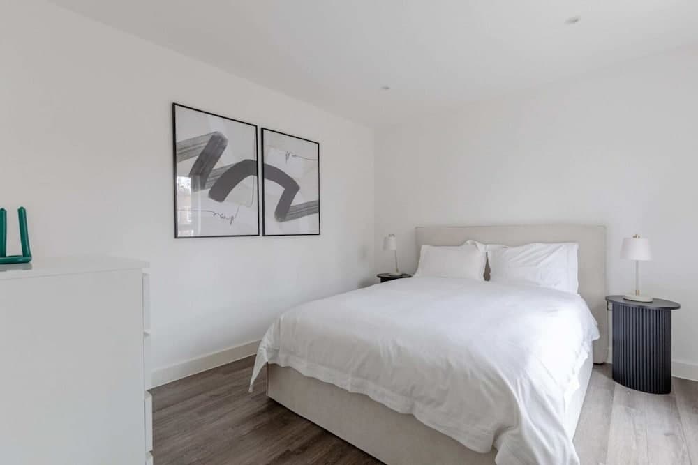 Elegant & Serene 2BD Flat W/roof Terrace Hoxton!