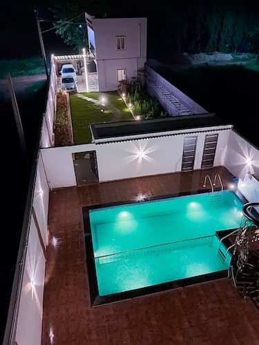 Villa Paradise- Banglore