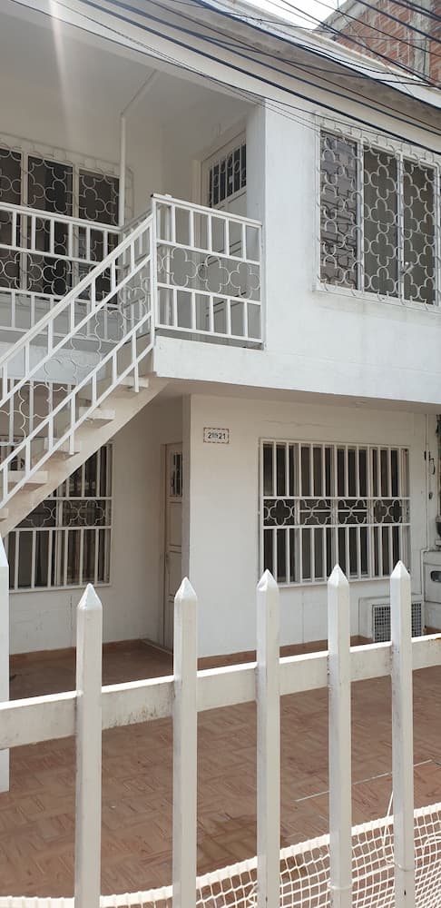 Mom's House Floralia