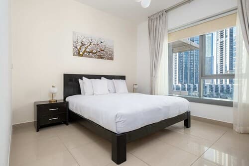 BellaVista -2 BR Apartment Fountain View