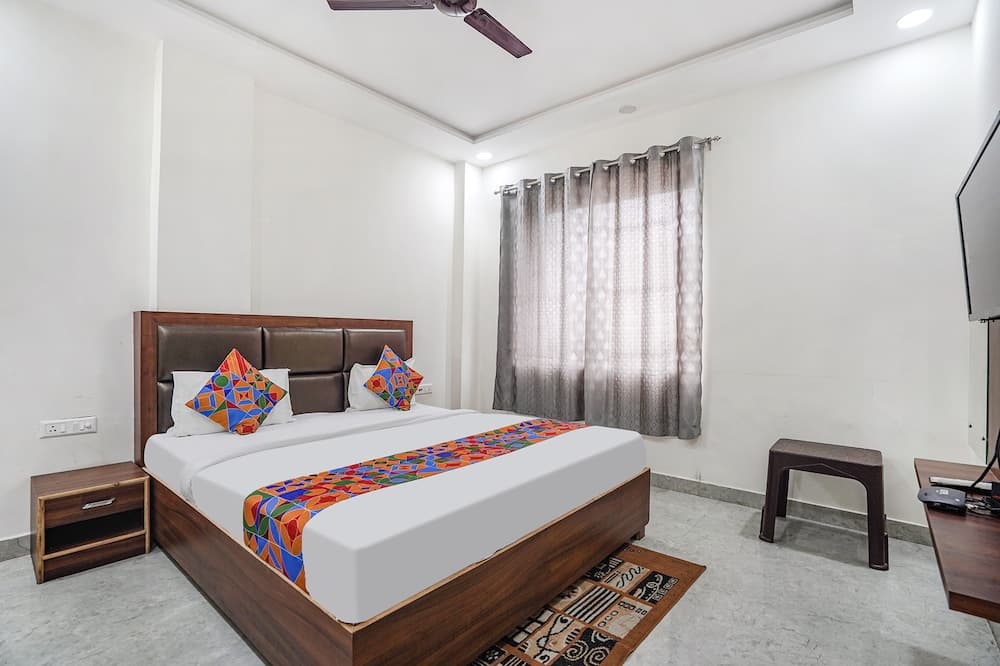 Fabhotel Akash Inn