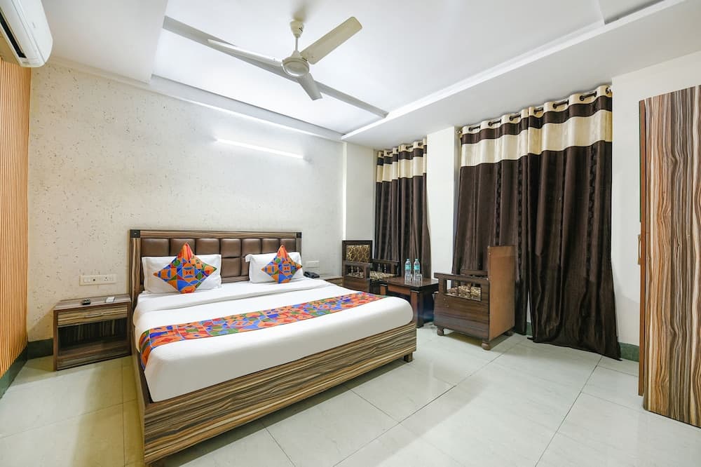 Fabhotel Ess Pee Grand