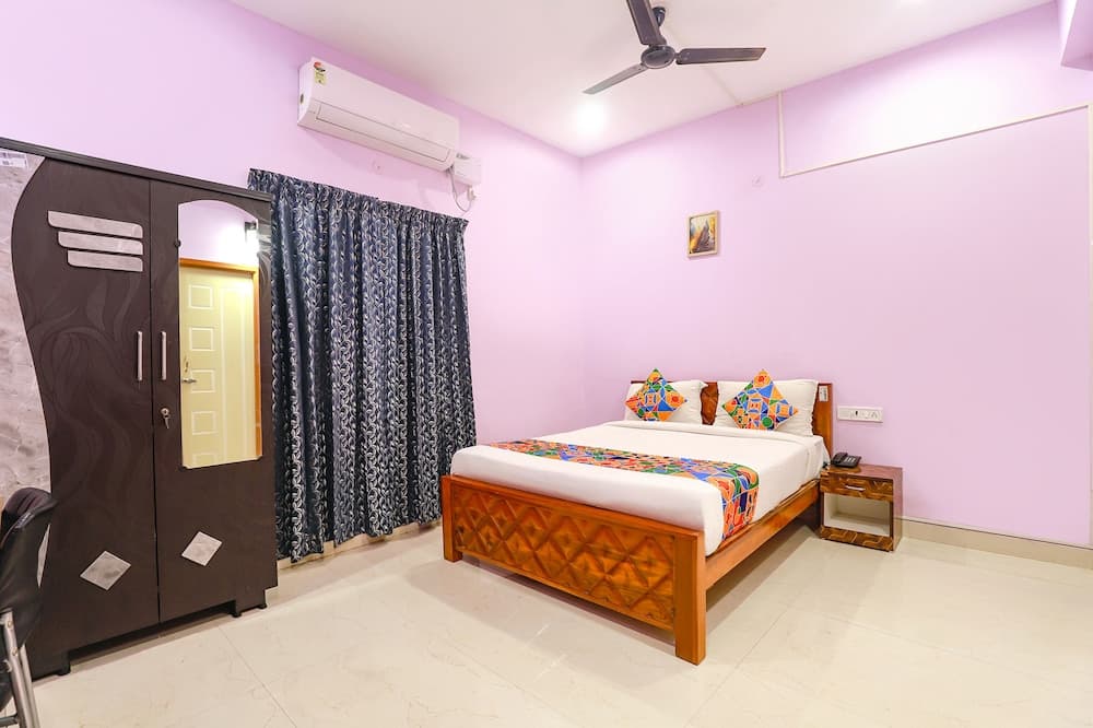 Fabhotel Home Tree Service Apartment Kolathur