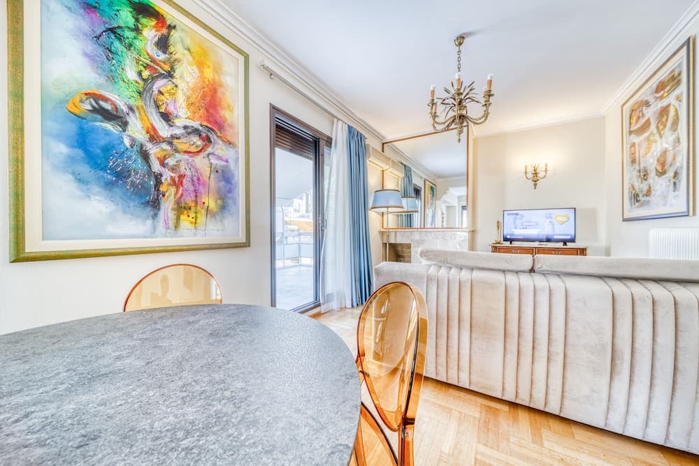 Phaedrus Living: Heritage Luxury Penthouse Kolonaki
