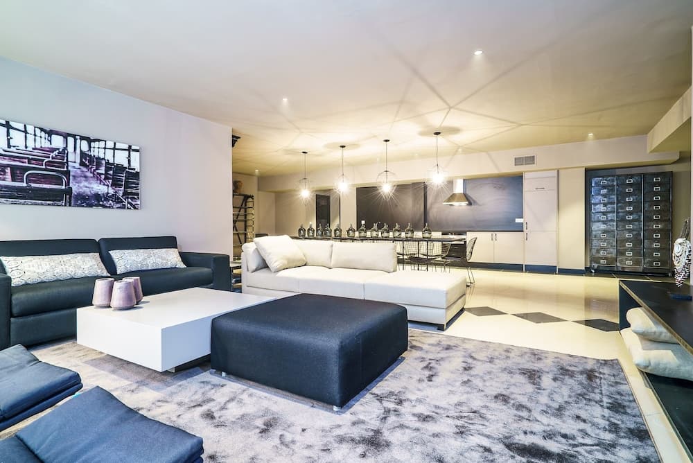Valencia Luxury - Boutique Paz