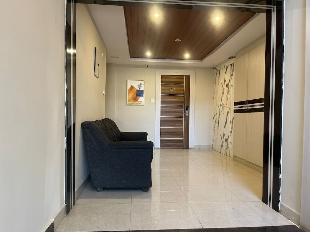 Avenue Suites