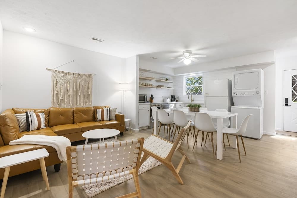 Whispering Woods Retreat Branson