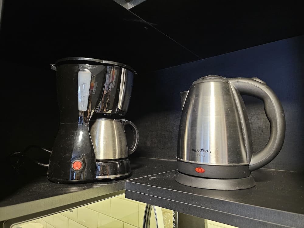 Kahve ve/veya kahve makinesi