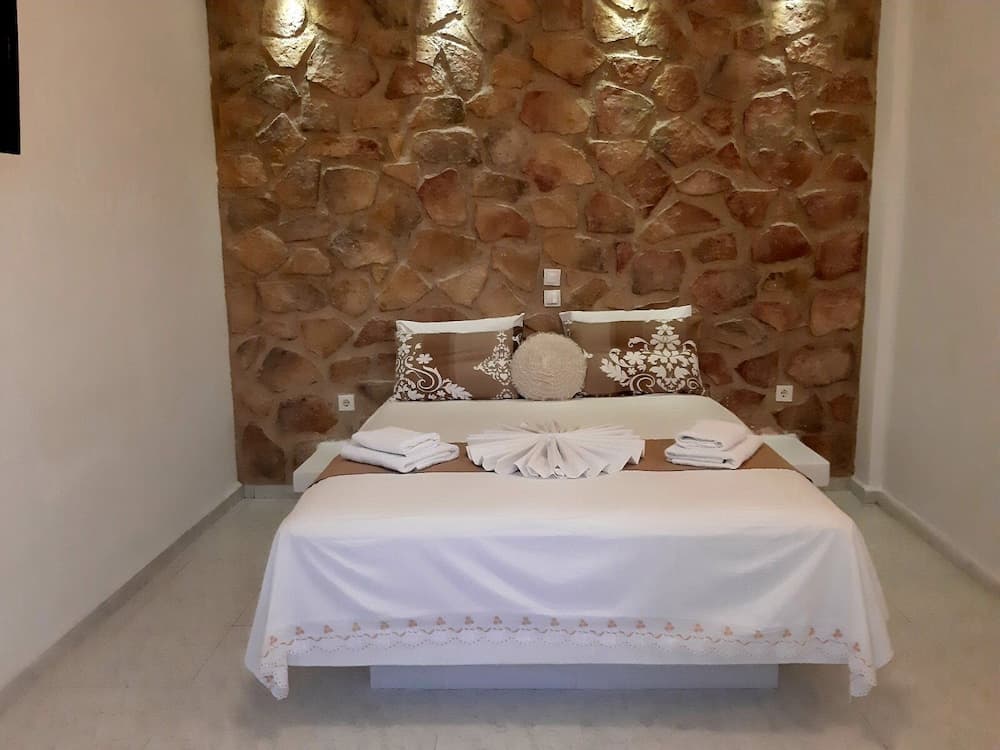 Summer Holiday by Atalos Suites
