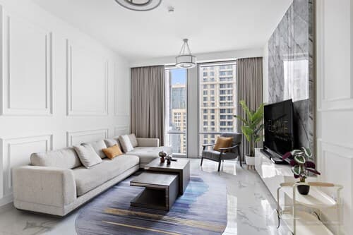 WelHome - Luxurious 2BR Apt. at Noora Tower in Business Bay