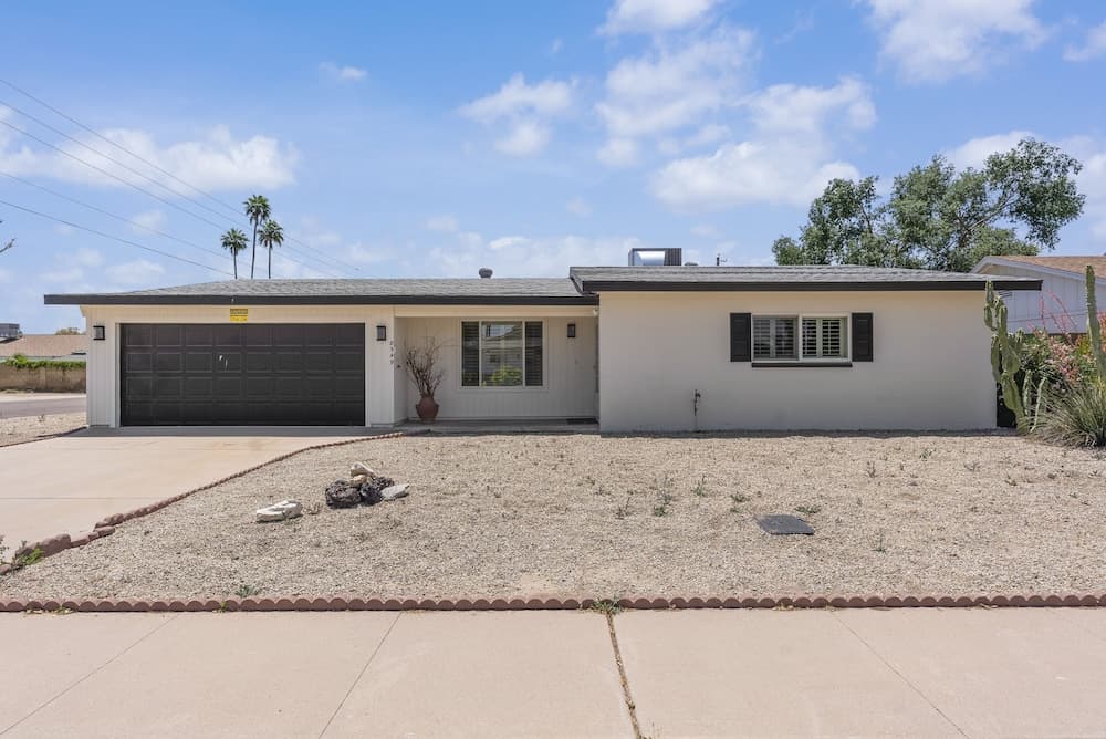 Konaklama yerinin ön cephesi